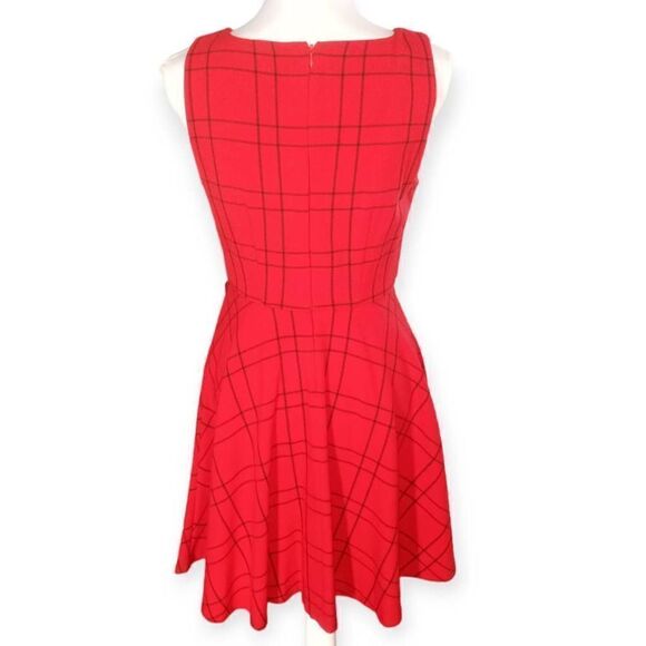 ELLE RED & BLACK DRESS SZ.4 EUC. NO BELT. - Picture 5 of 8